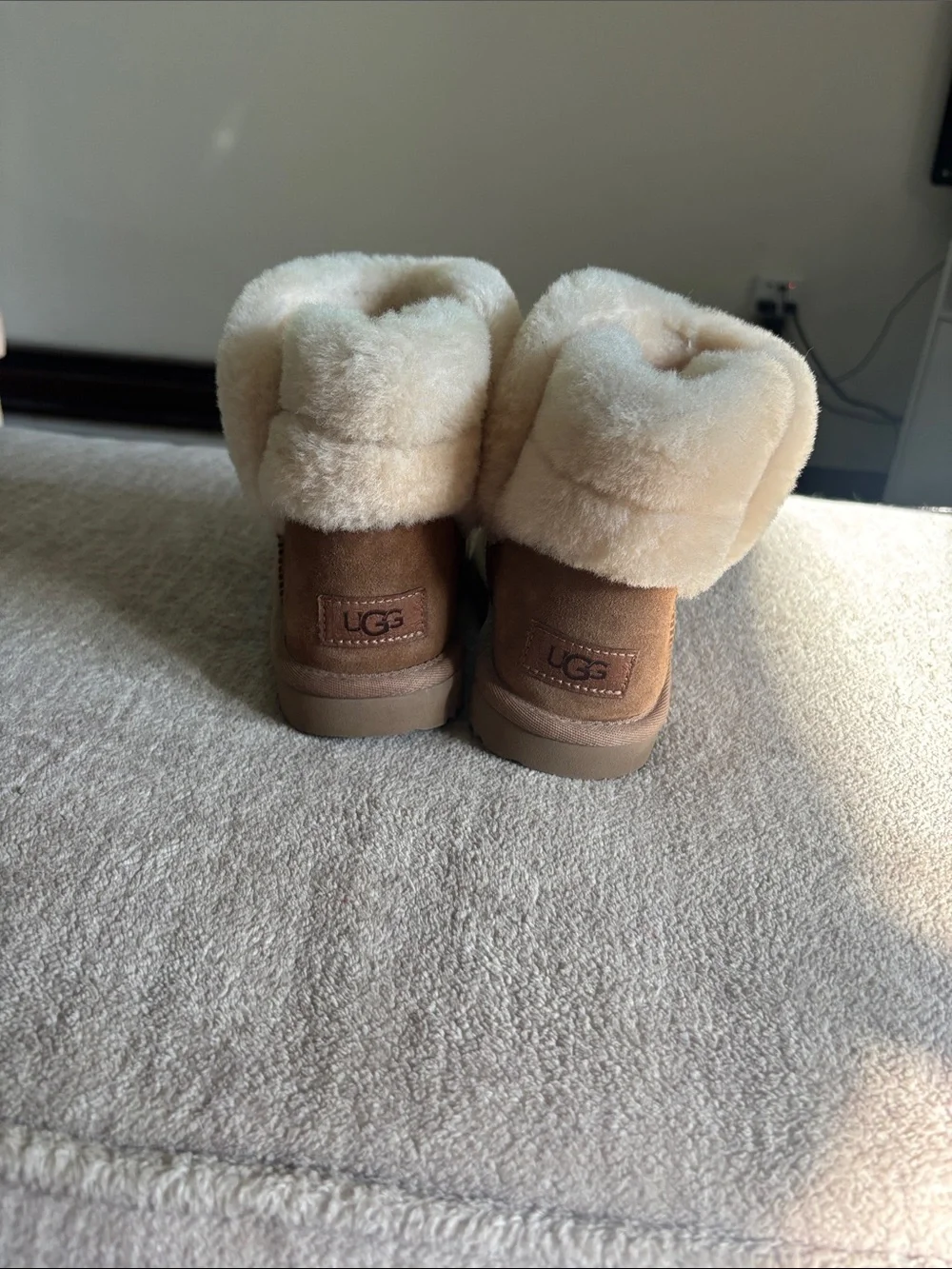 UGG Kids Chestnut Suede Shearling Cuff Boots
